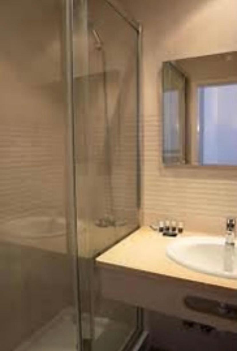Lagos Accomodation Rooms المظهر الخارجي الصورة