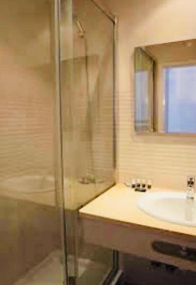 Lagos Accomodation Rooms المظهر الخارجي الصورة